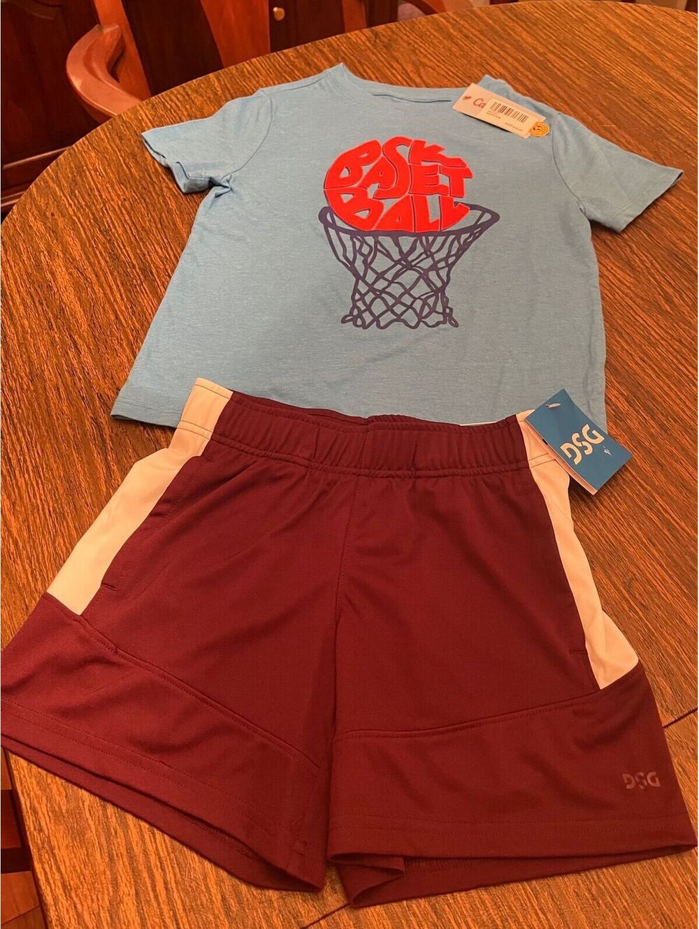 Boys Basketball 2-Piece Shirt & DSG Performance Shorts Set Size 6/7 NWT